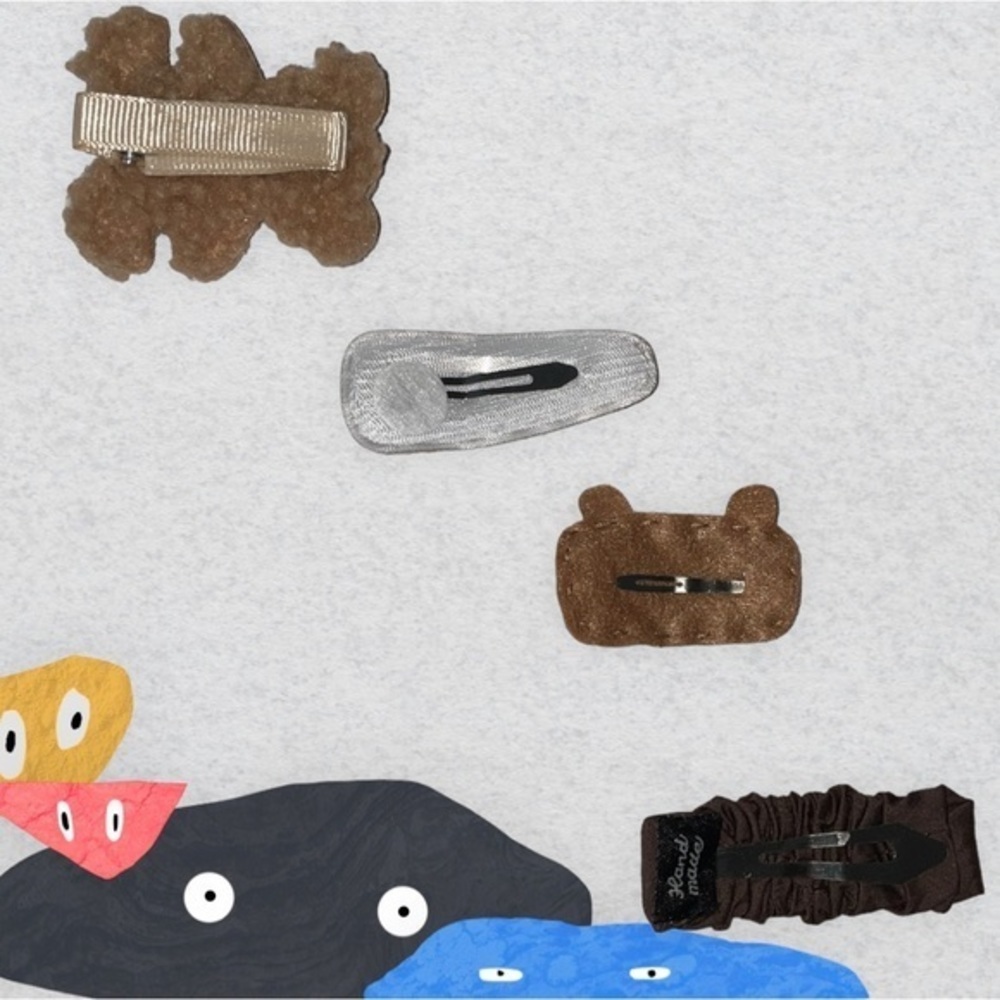 SET OF 4 Teddy Bear Hair Clips - Picture 3 of 9